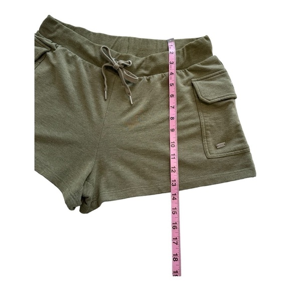 Bikini Village | Tropik Cargo Shorts - Size Large - Picture 9 of 10